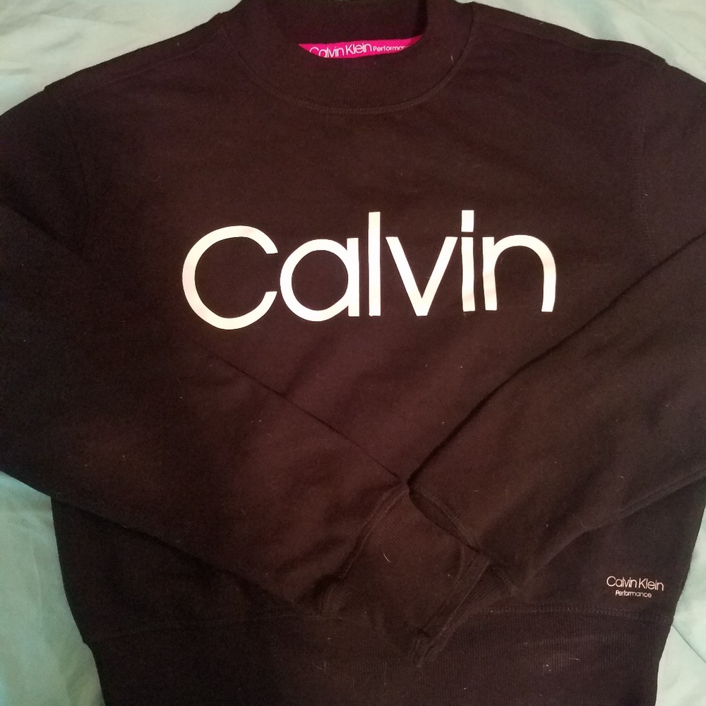 Calvin Klein Performance Pull Over - Picture 2 of 4